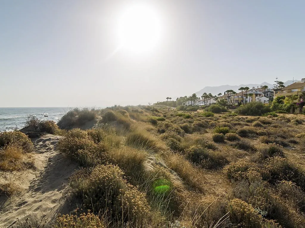 Sand Dunes Waterfront Retreat Marbella 0*,