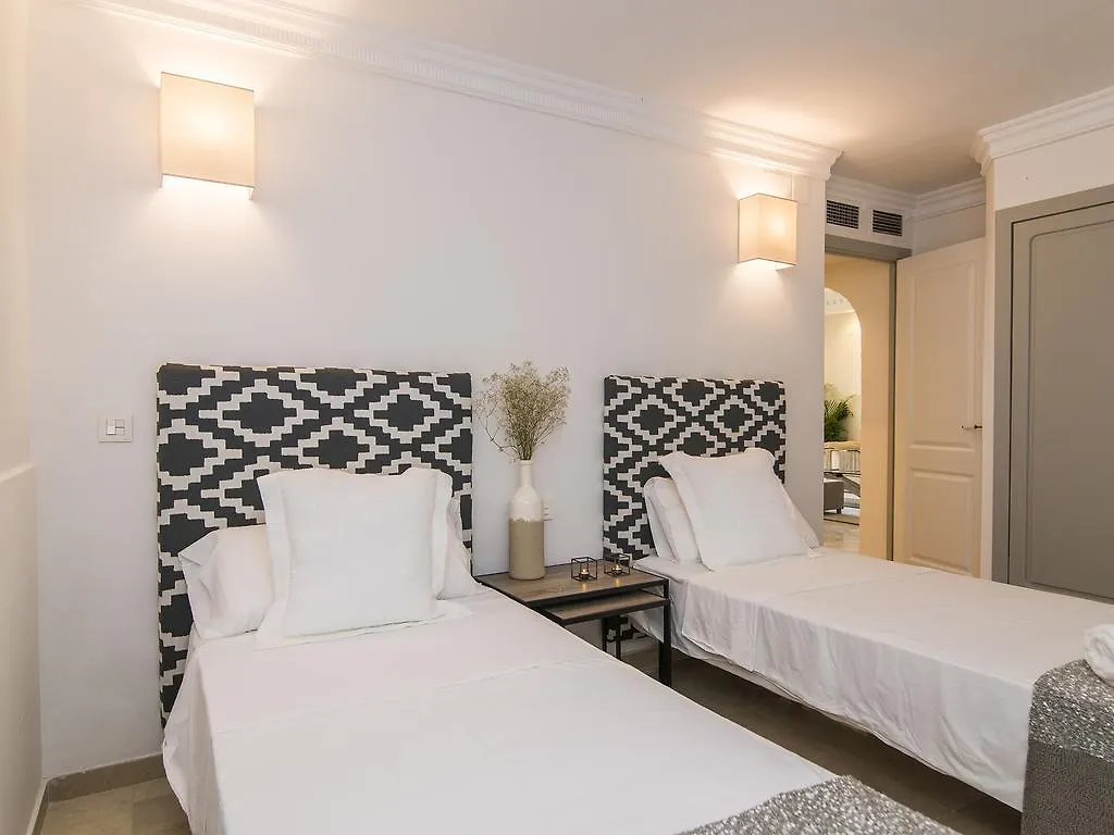 Sand Dunes Waterfront Retreat Marbella 0*,