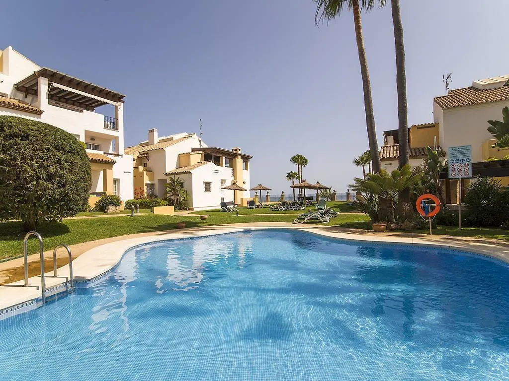 Sand Dunes Waterfront Retreat Marbella