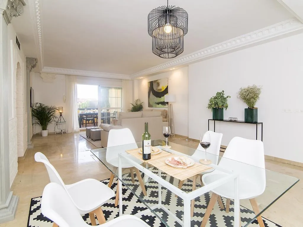 Sand Dunes Waterfront Retreat Marbella